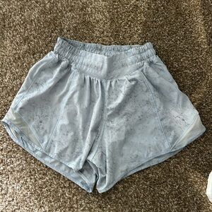 Lululemon shorts 4”